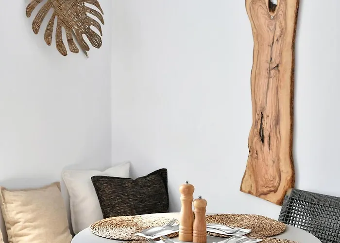 Sandaya Luxury 4* Naousa (Paros)